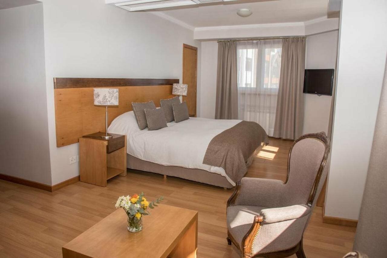 Фото Hotel Tres Reyes