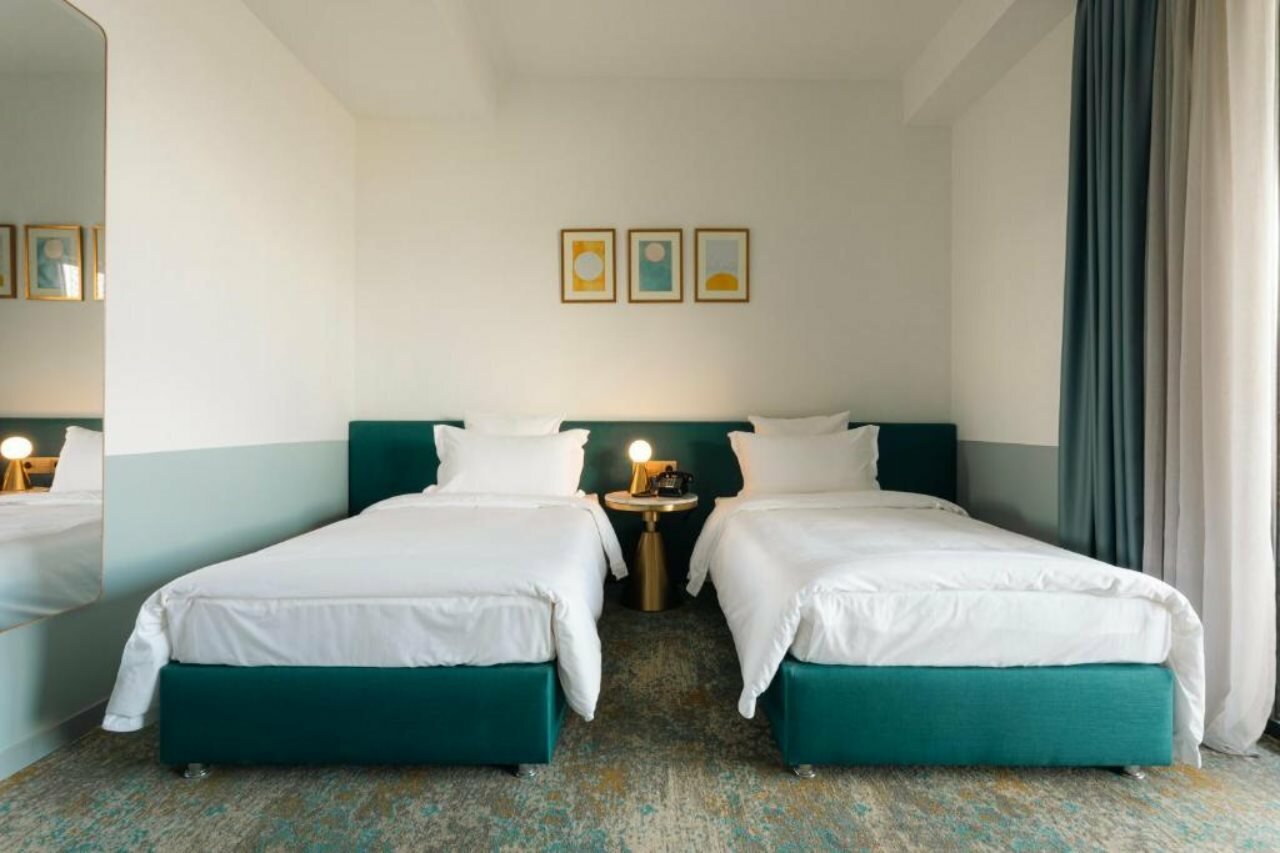 Фото Castor & Pollux