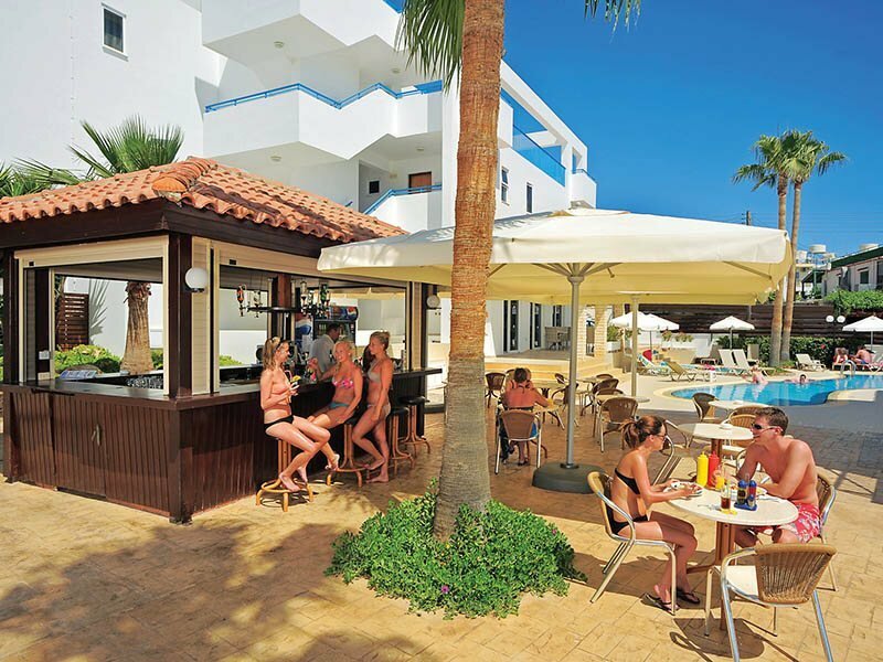 Фото Petrosana Hotel Apts