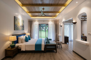 Гостиница Stelia Beach Resort