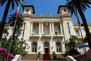 отель Pollon Inn Sanremo