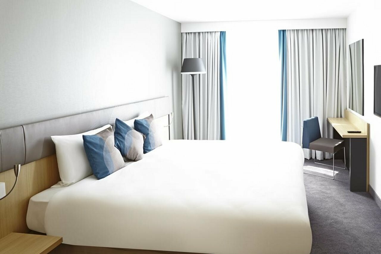 Фото Novotel London Wembley