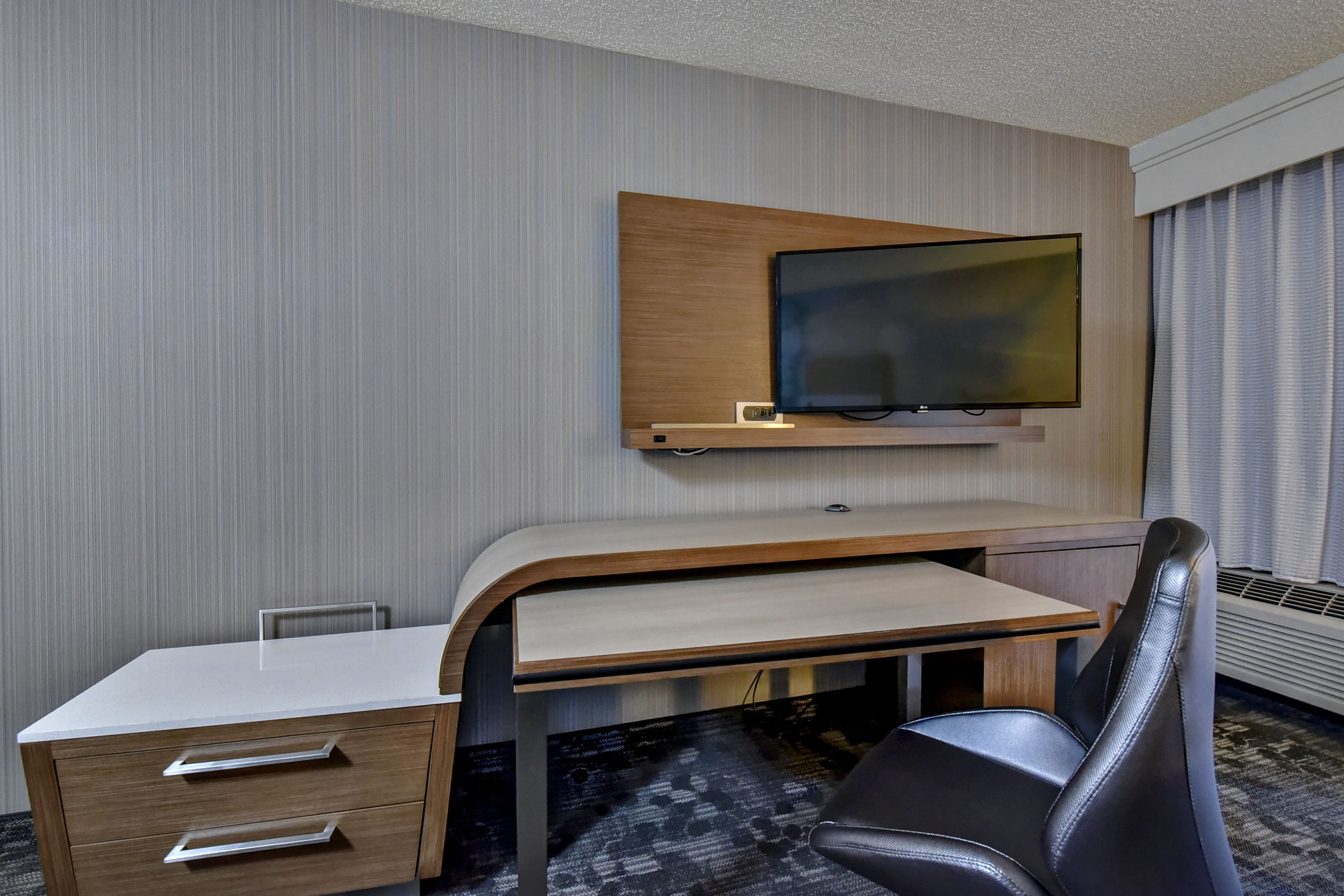 Фото Courtyard by Marriott Downtown Boise