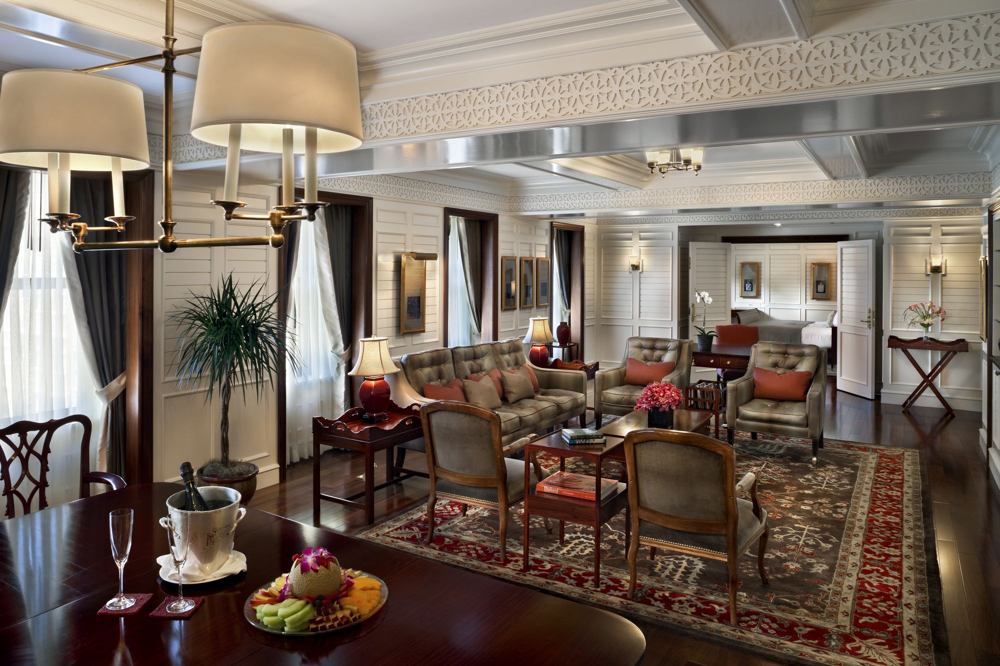 Фото Hotel Plaza Athenee