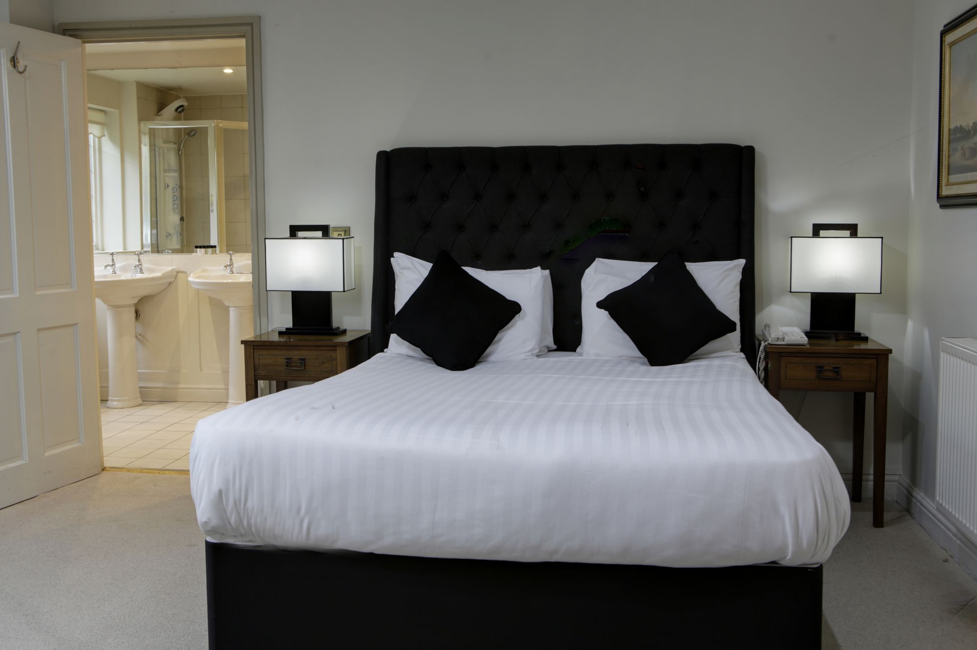 Фото Risley Hall Hotel