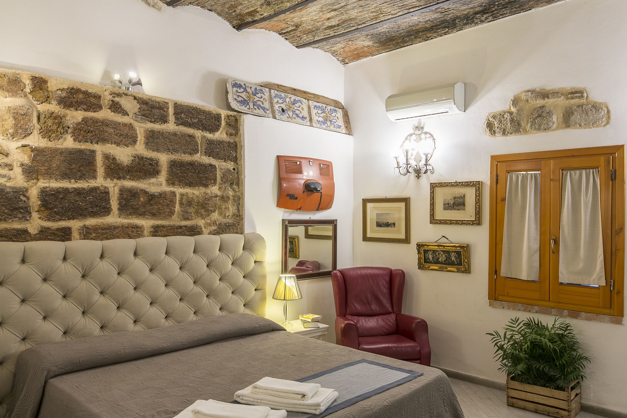 Фото B&b Porta di Castro