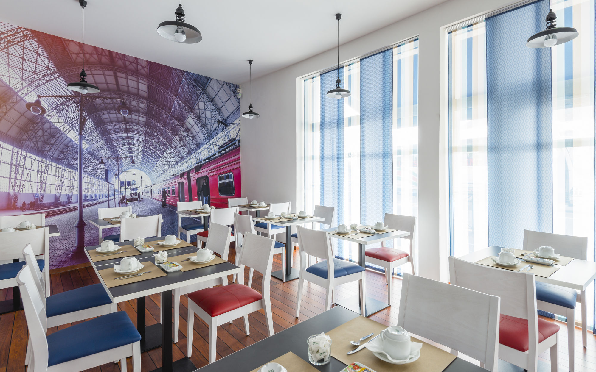 Фото Brit Hotel De Paris