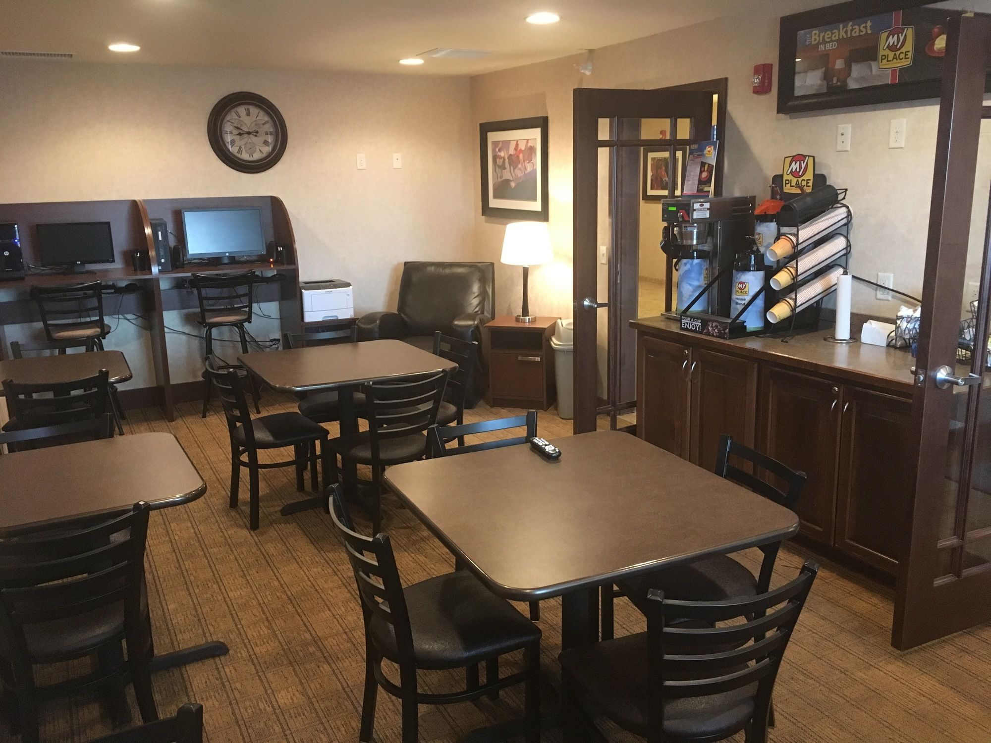 Фото My Place Hotel - Dickinson, Nd