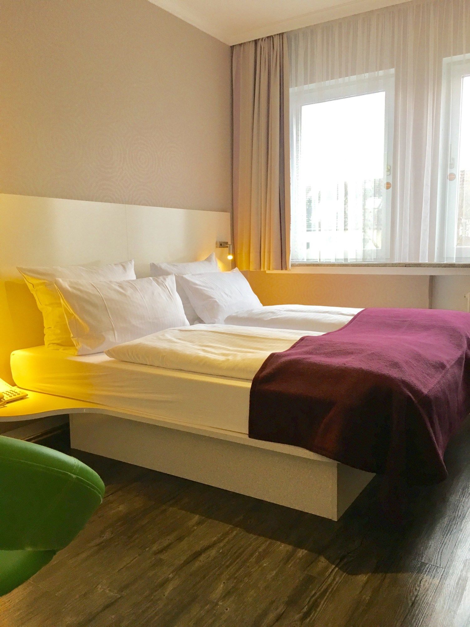 Фото отеля 2