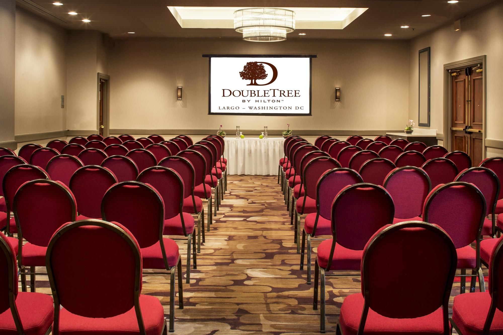 Фото DoubleTree by Hilton Hotel Largo-Washington Dc