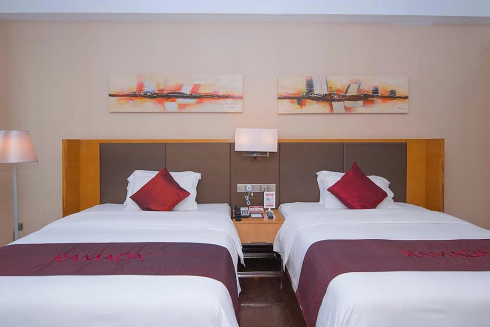 Фото Ramada Plaza by Wyndham Shenzhen North