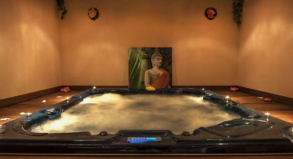 Фото Grand Royale Apartment Complex & SPA