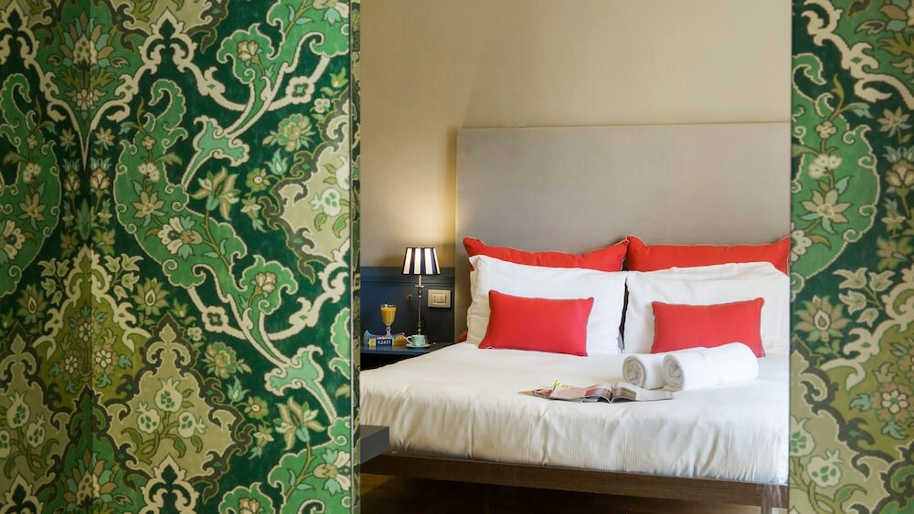 Фото Monti First