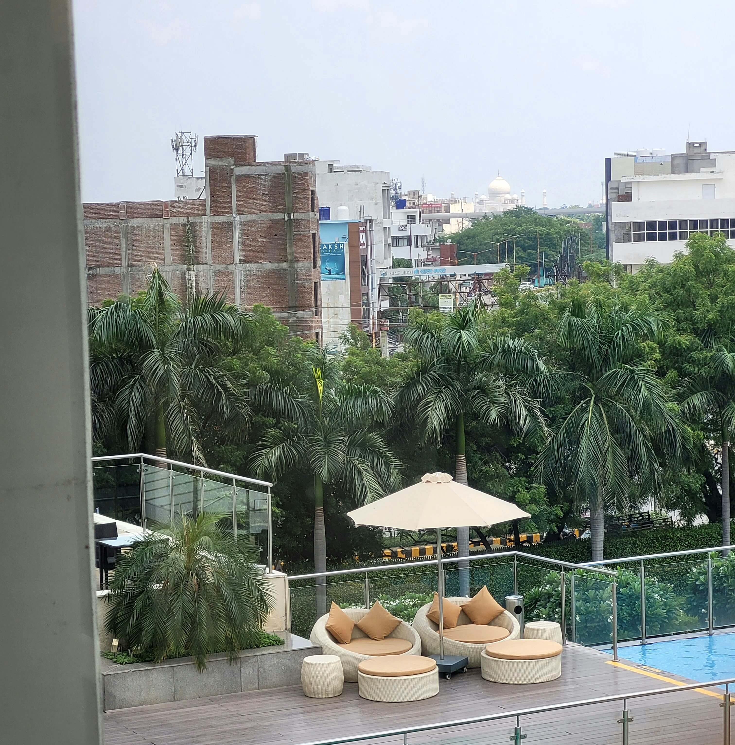 Фото DoubleTree by Hilton Hotel Agra