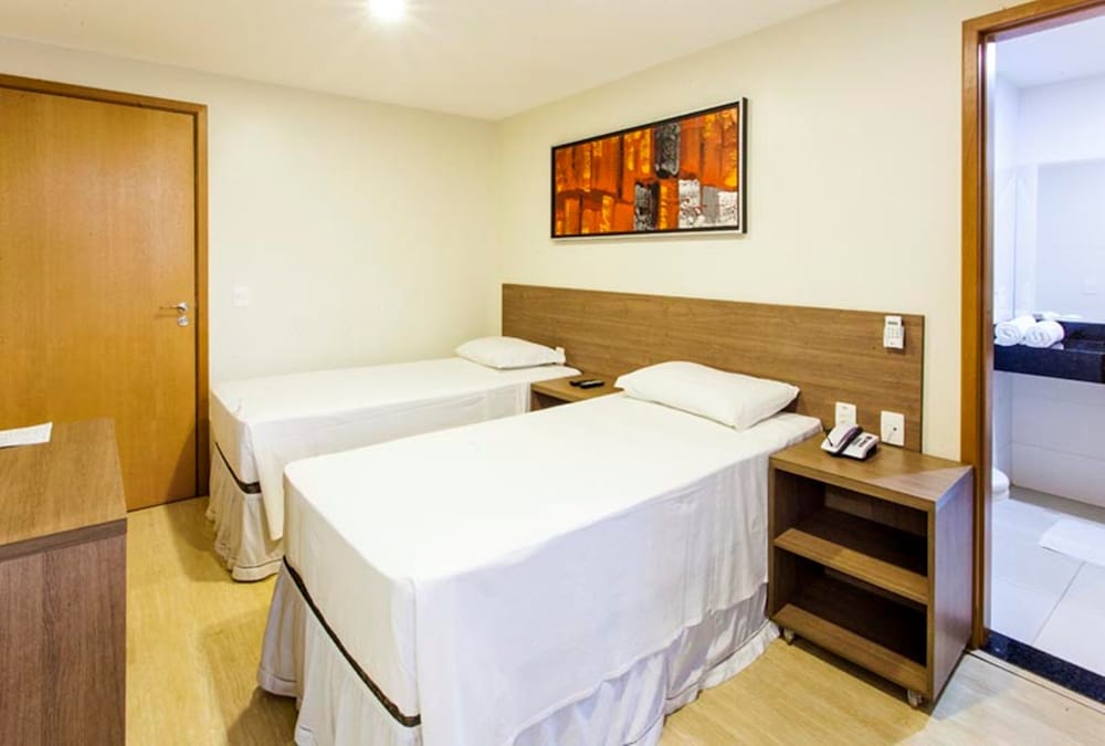 Фото Vida Plaza Hotel