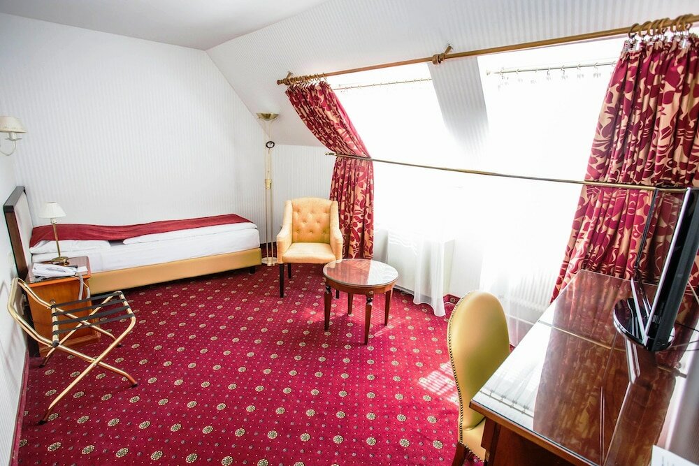 Фото Hotel Mailberger Hof