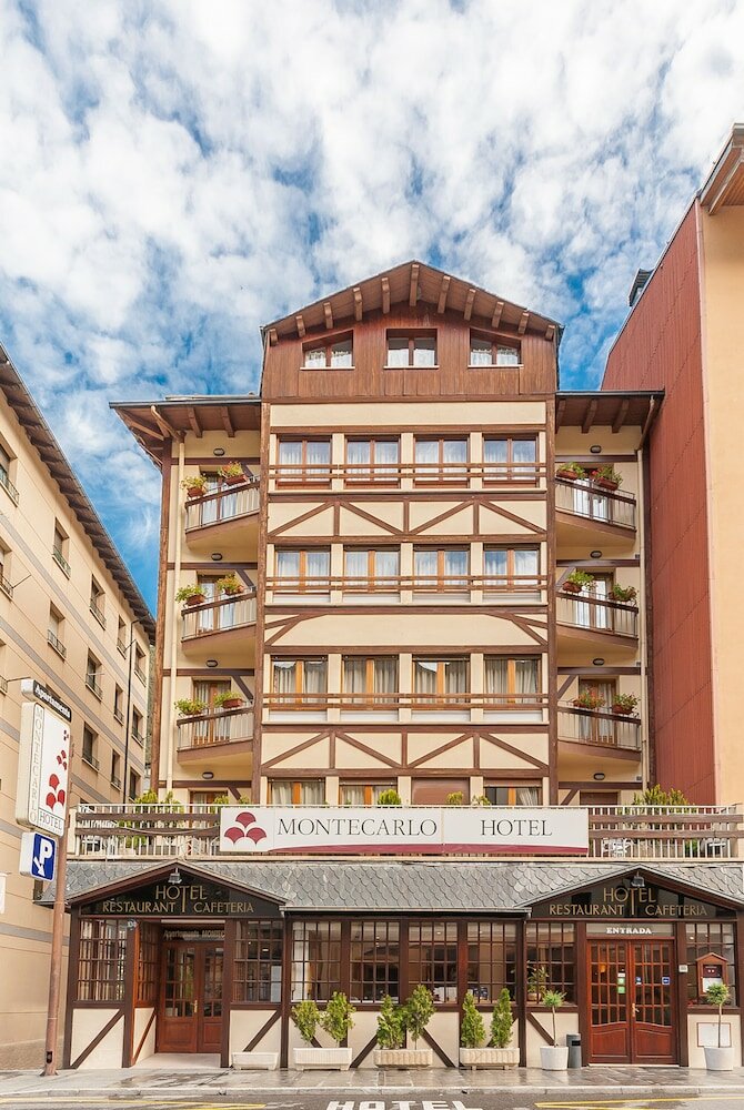 Фото Hotel Montecarlo