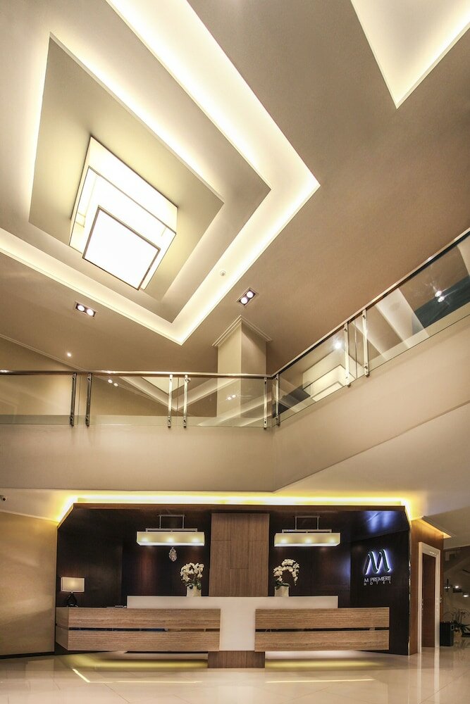 Фото M Premiere Hotel