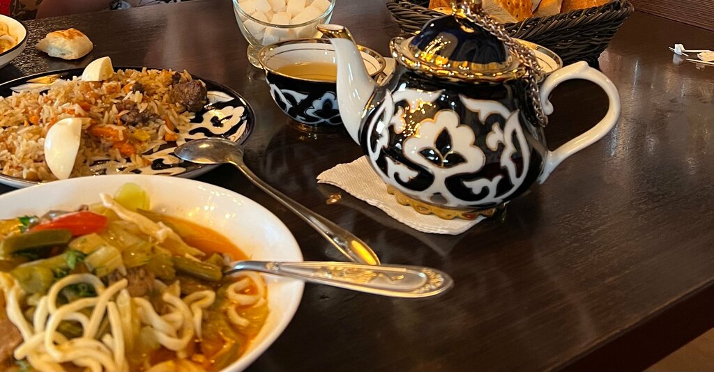 Cafe Chaikhana Bukhara, Lobnja, photo