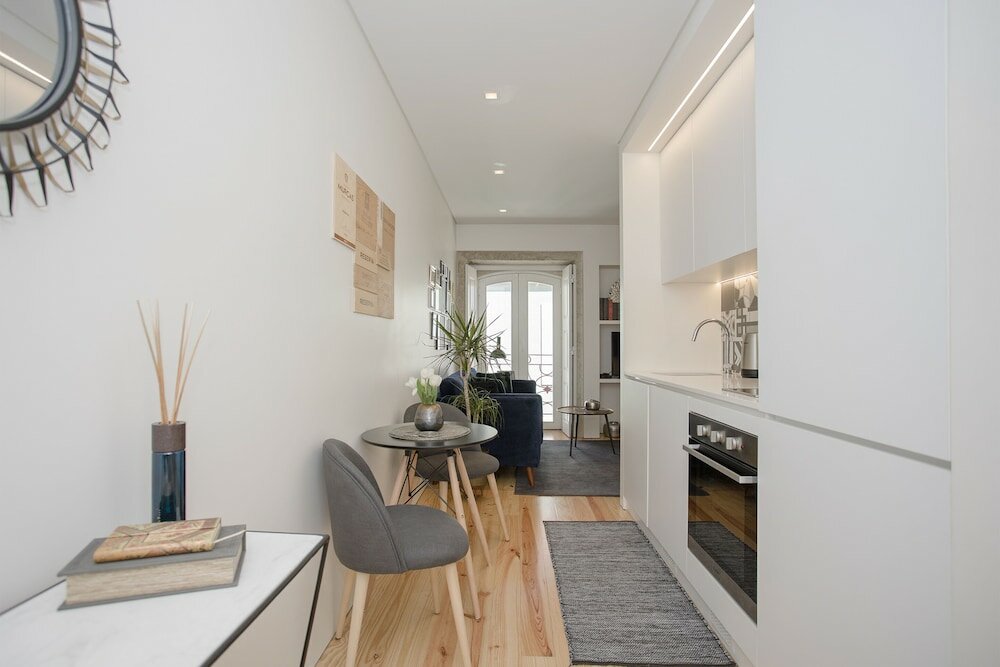 Фото Liiiving in Porto - Cozy & Chic Downtown