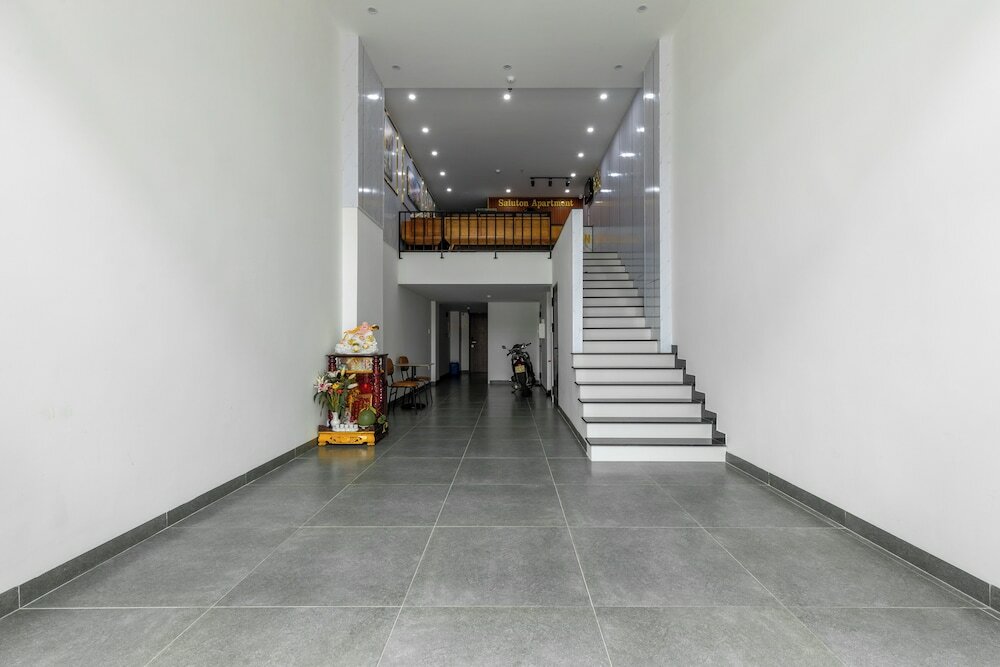 Фото Saluton Apartment