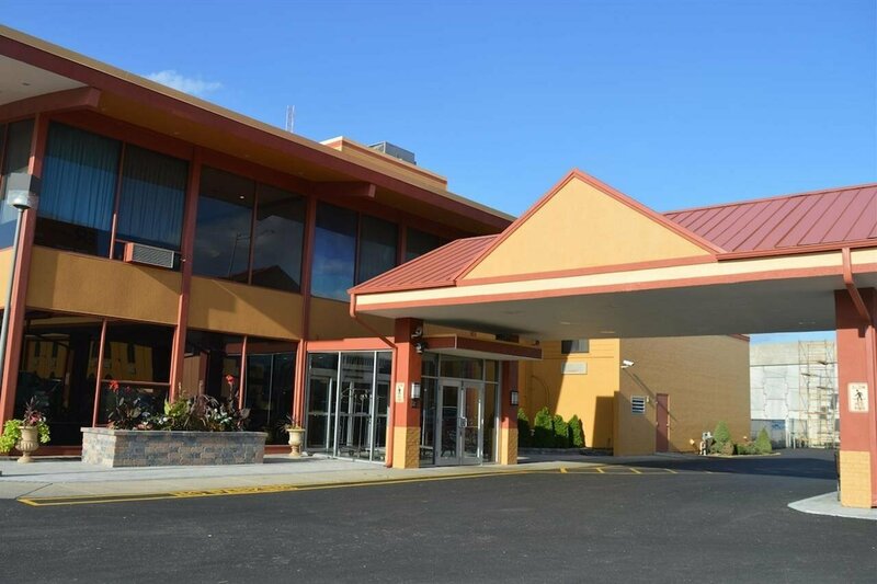 Гостиница Quality Inn O'Hare Airport в Шиллер-Парк