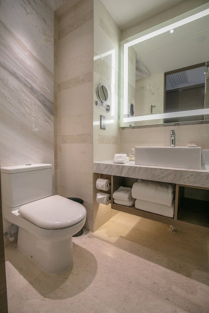 Фото Hilton Garden Inn Hong Kong Mongkok