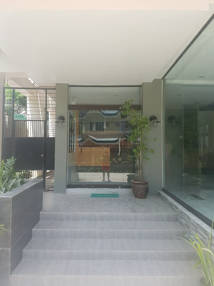 Фото Aliria Bed and Breakfast