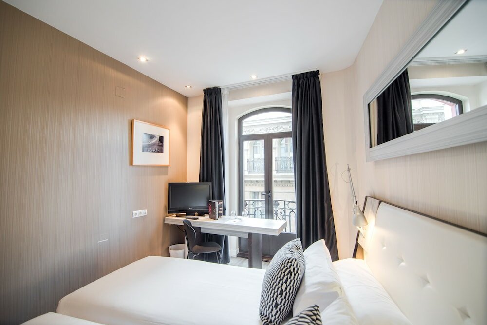 Фото Petit Palace Chueca