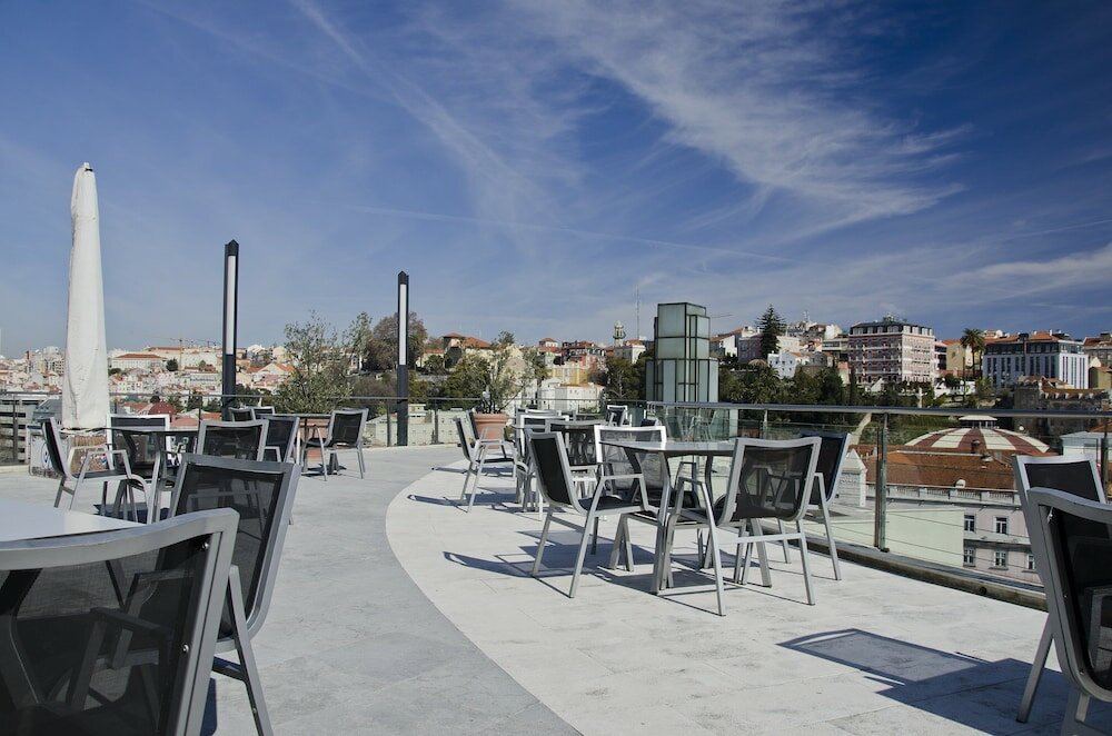 Фото VIP Executive Eden Aparthotel