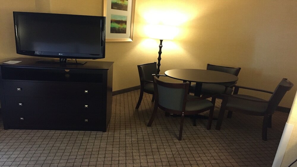 Фото Holiday Inn Express Sacramento Airport Woodland, an Ihg Hotel