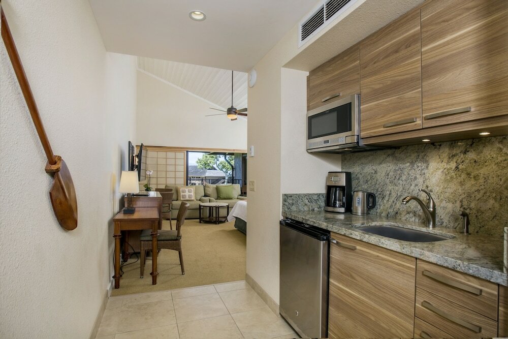 Фото Napili Kai Beach Resort