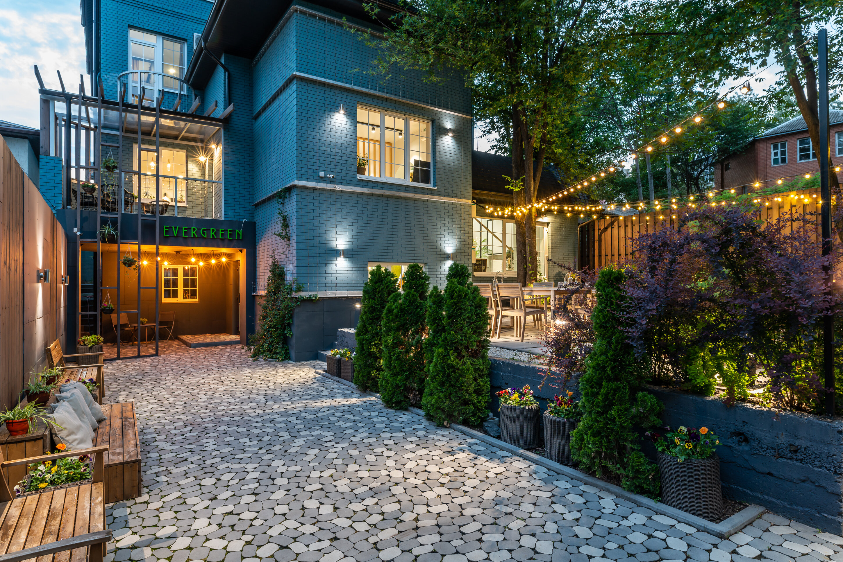 Фото отеля 2