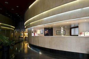 Гостиница VIP Executive Eden Aparthotel