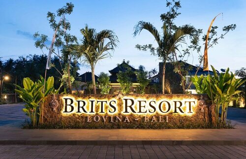 Отель Brits Resort Lovina