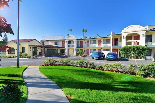 Гостиница Tanaya Bed & Breakfast