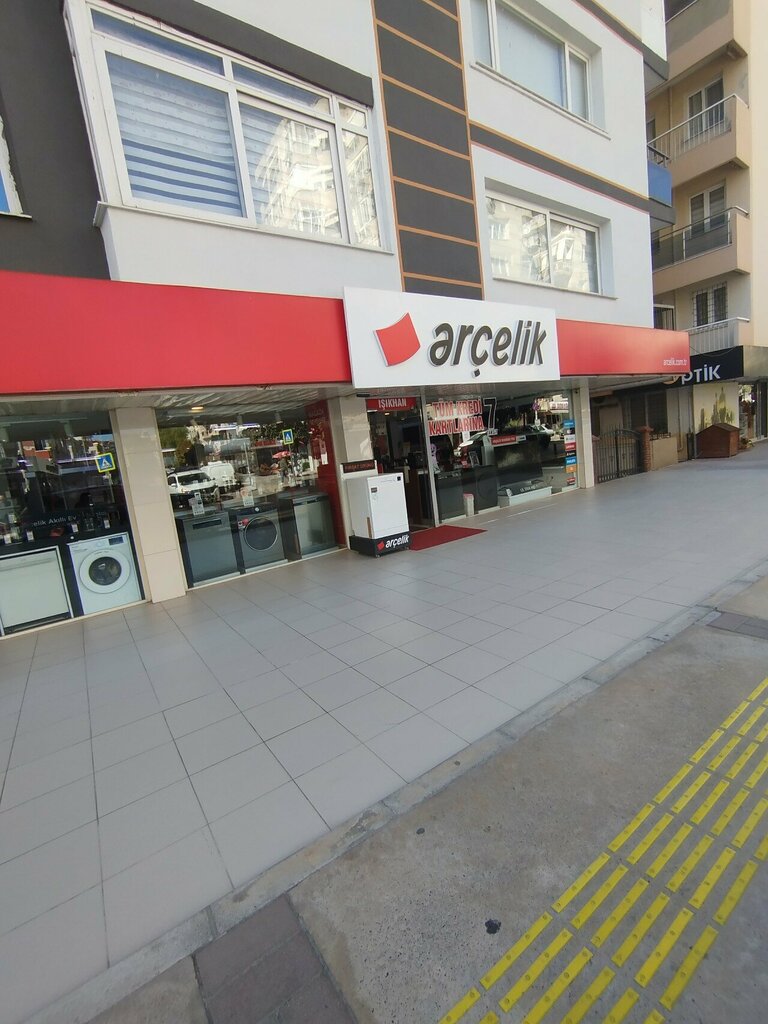 Household appliances store Isikhan, Izmir, photo