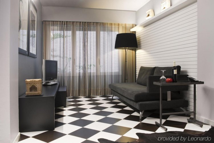 Фото Gran Derby Suite Hotel
