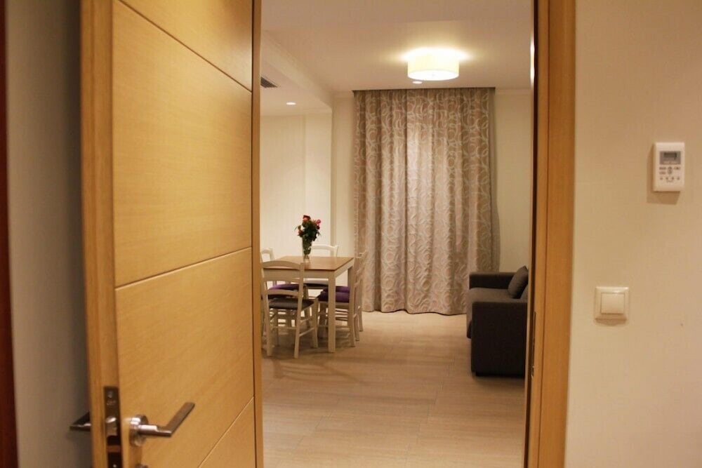 Фото Niriides Luxury Villas