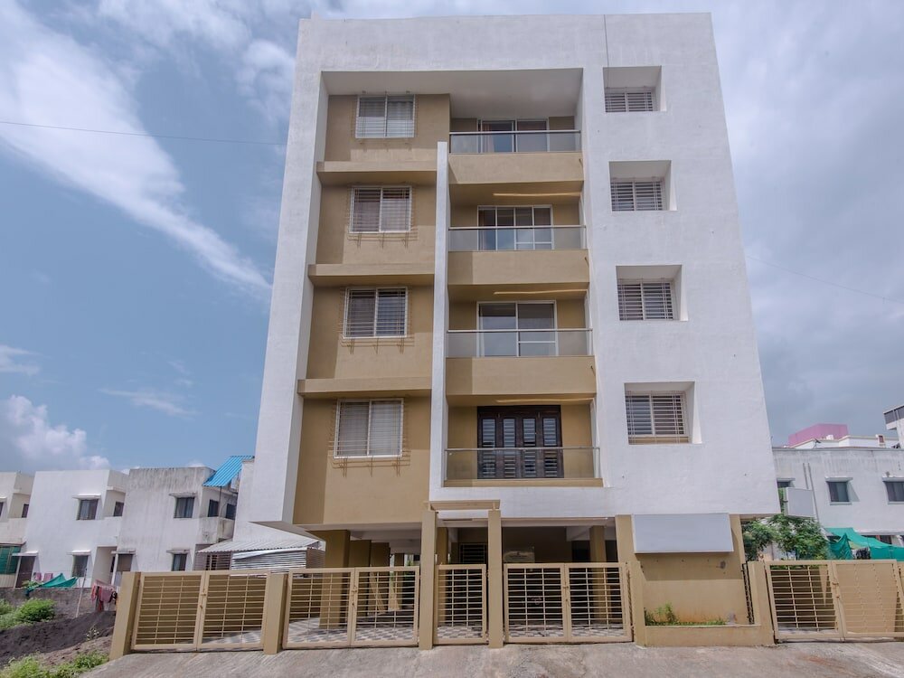 Фото Oyo 9738 Hotel House Khas Suites