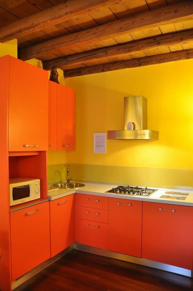 Фото Piazza Nova Guest House