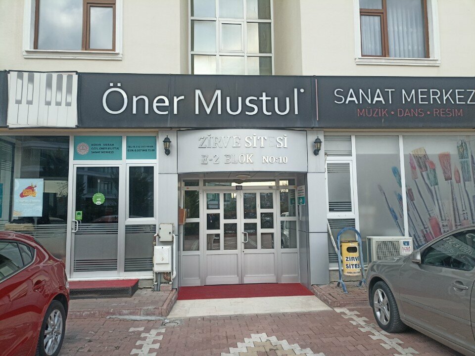مركز تعليمي M. E. B. Private Oner Mustul Art Center ، قونية، صورة