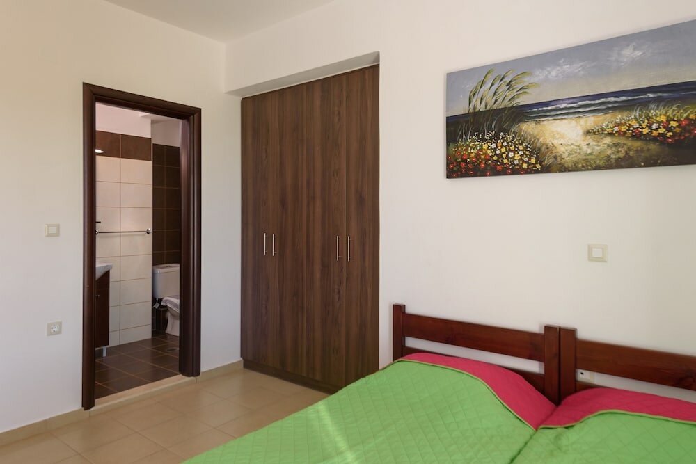 Фото Elpidis Villa