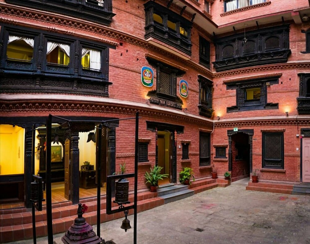 Фото отеля 1