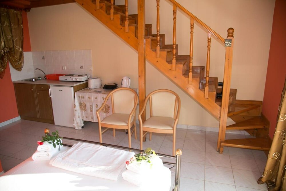 Фото Almyros Studios & Apartments