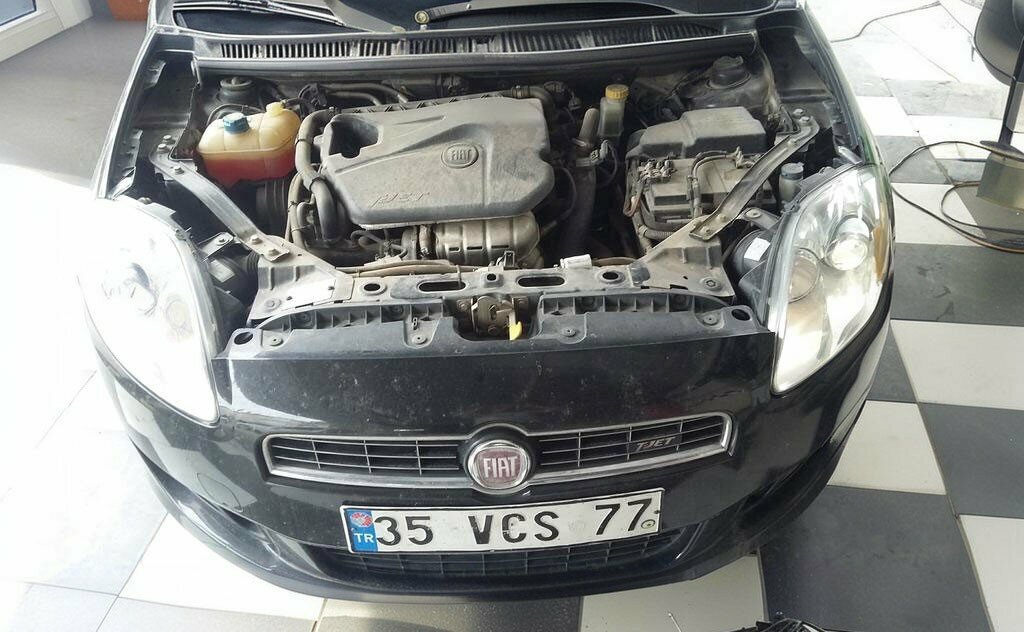 Car wash Garage Car Wash, Foca, photo