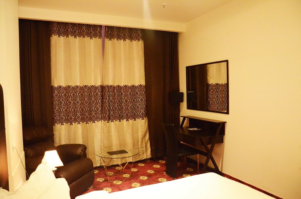 Фото FabHotel Orbion Mall Road