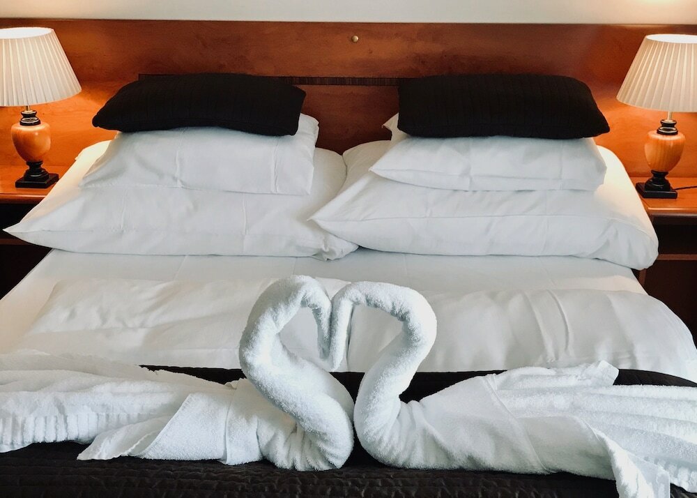 Фото Reenskaug Hotel