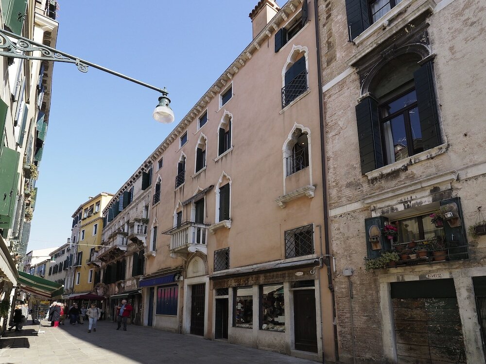 Фото Majestic Rialto House