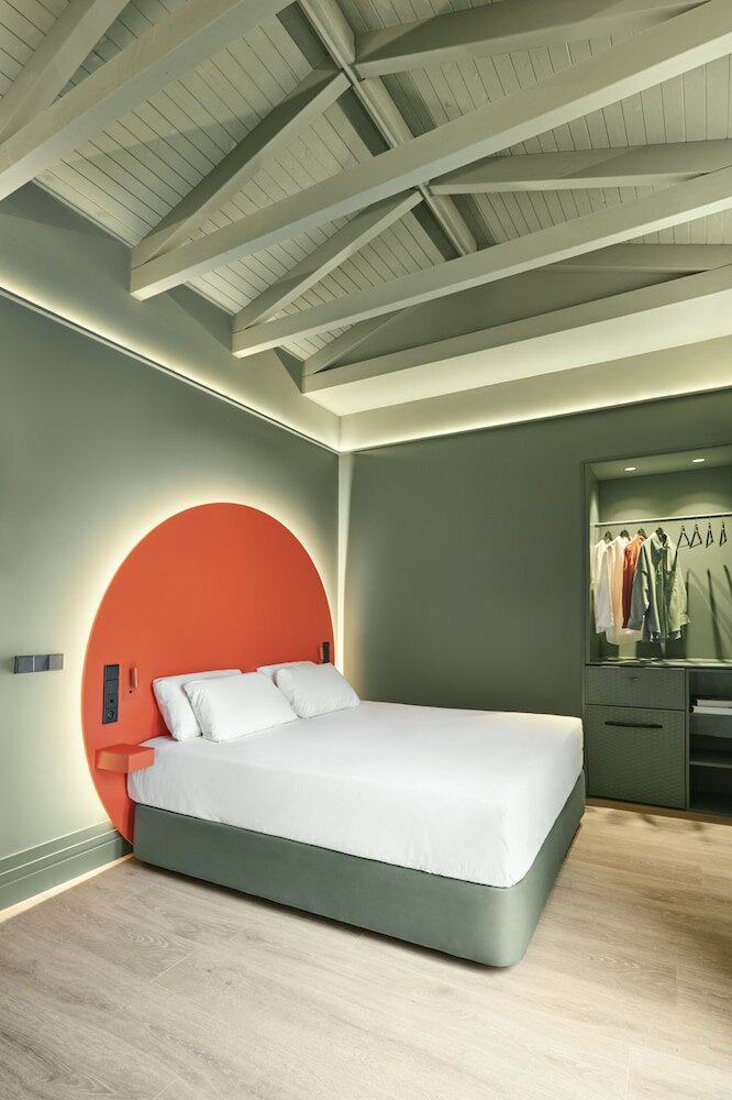 Фото Chic & Basic dot